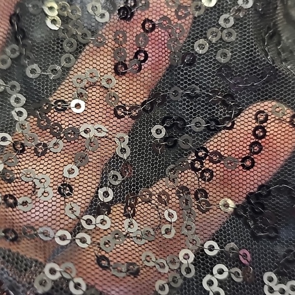 Elegant Black Sequin. Women's Top. By Daytrip. Size Small - Picture 4 of 6